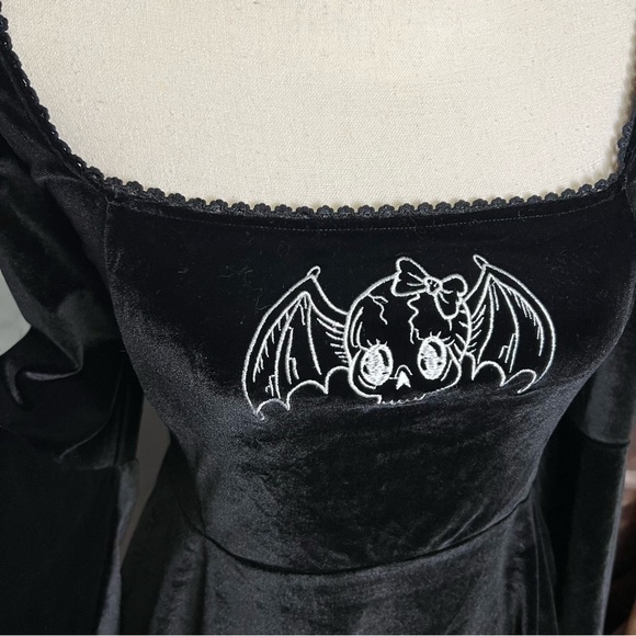 Dolls Kill Widow burial Velvet Bat Mini Dress Bell Sleeve Goth Fairy Grunge Y2K - Picture 5 of 12